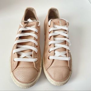 Converse low pink leather